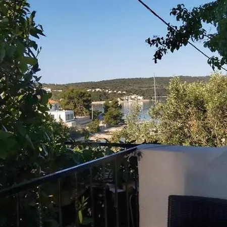 By The Sea Necujam, Solta - 13884 Apartment *